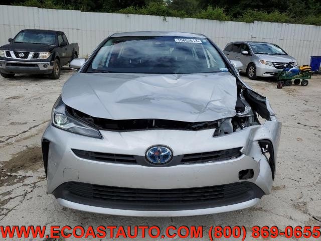 Used 2021 Toyota Prius XLE FWD image 6