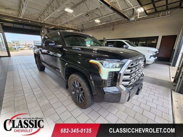 Used 2025 Toyota Tundra Platinum image 1
