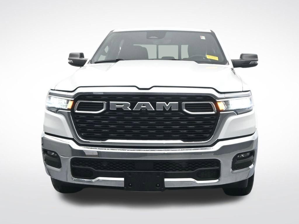 Used 2025 RAM 1500 Big Horn AWD/4WD image 2
