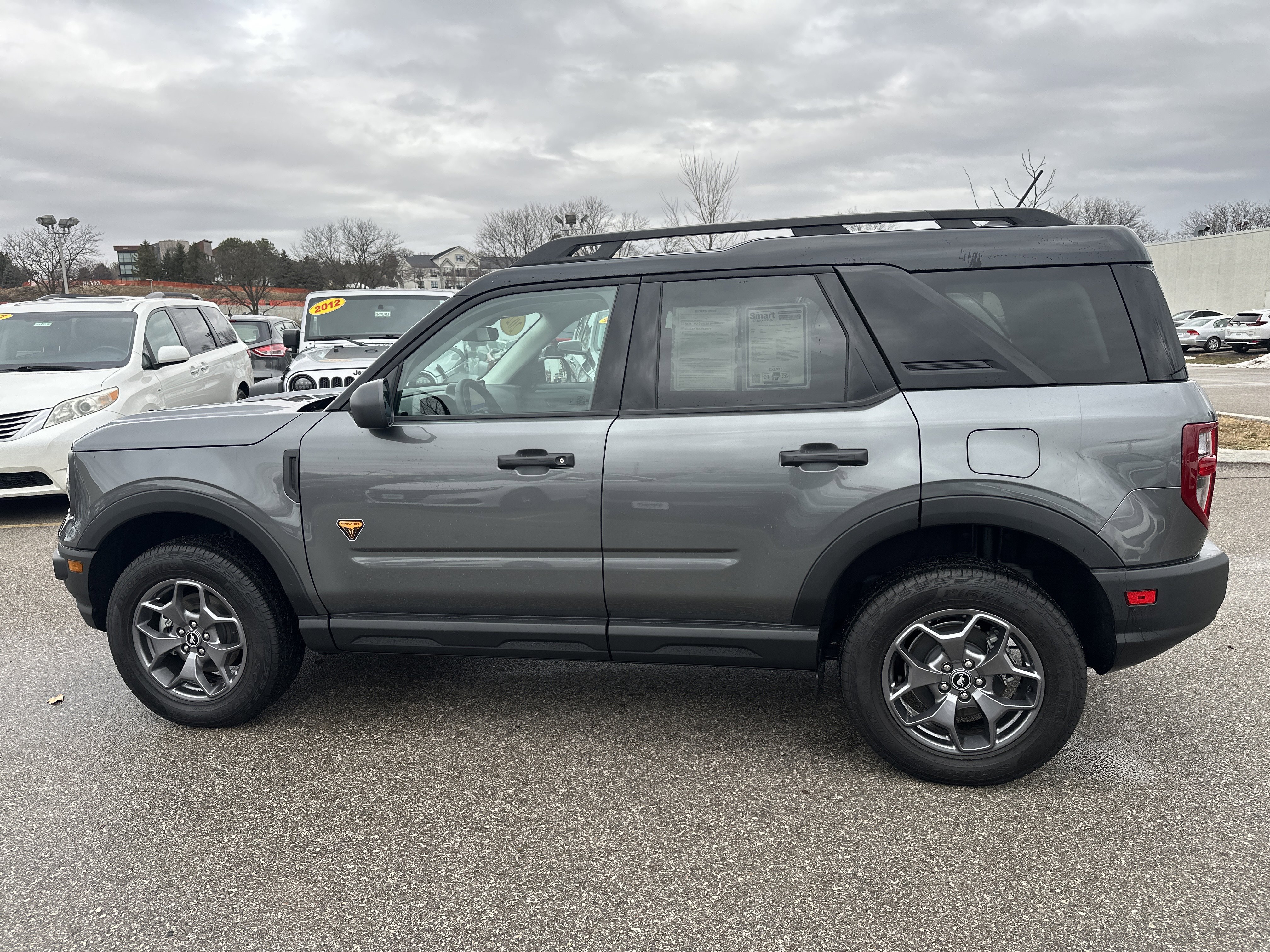 Used 2024 Ford Bronco Sport Badlands image 8