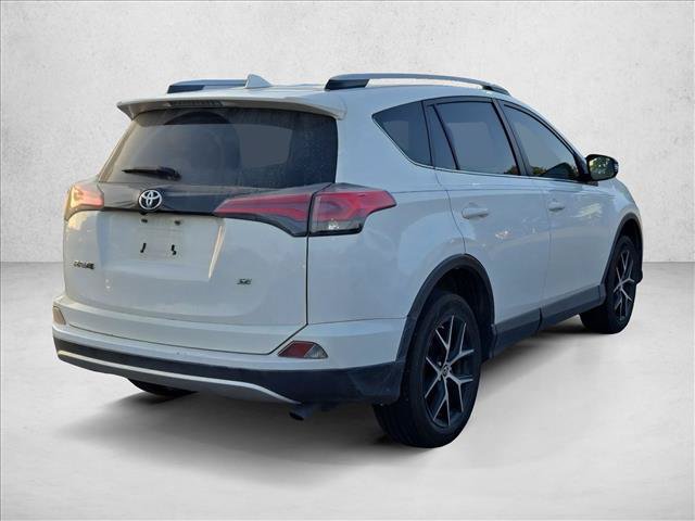 Used 2016 Toyota RAV4 SE FWD image 5