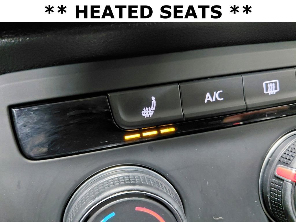 Used 2022 Volkswagen Taos SE image 5