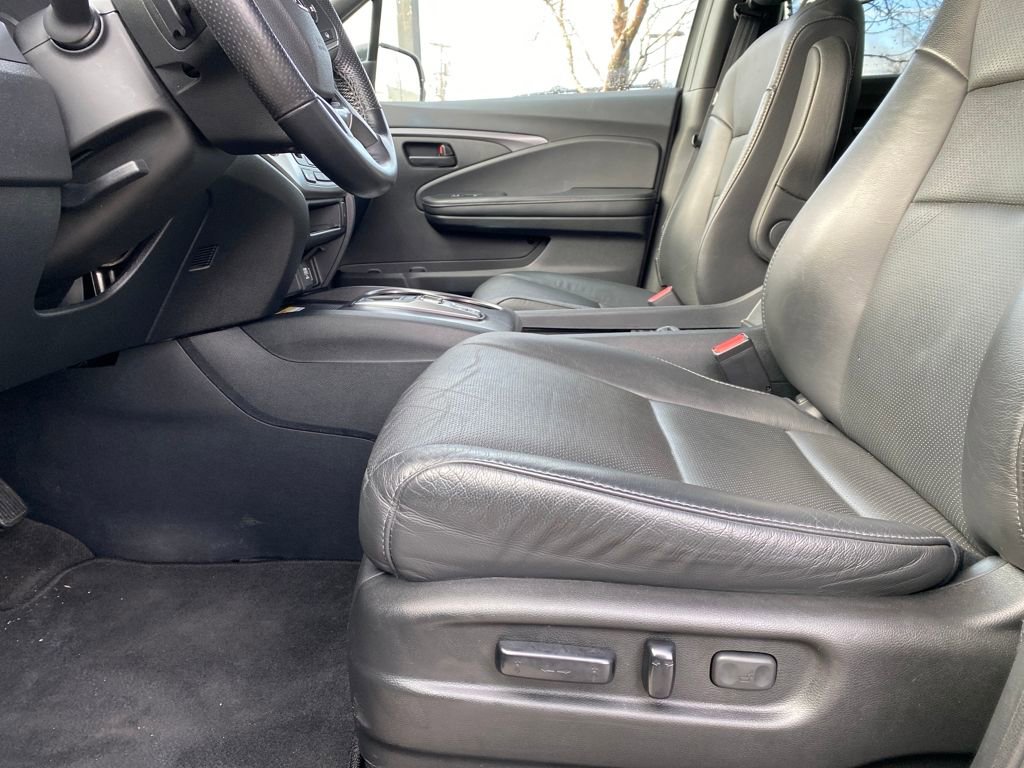 Used 2023 Honda Passport EX-L image 19