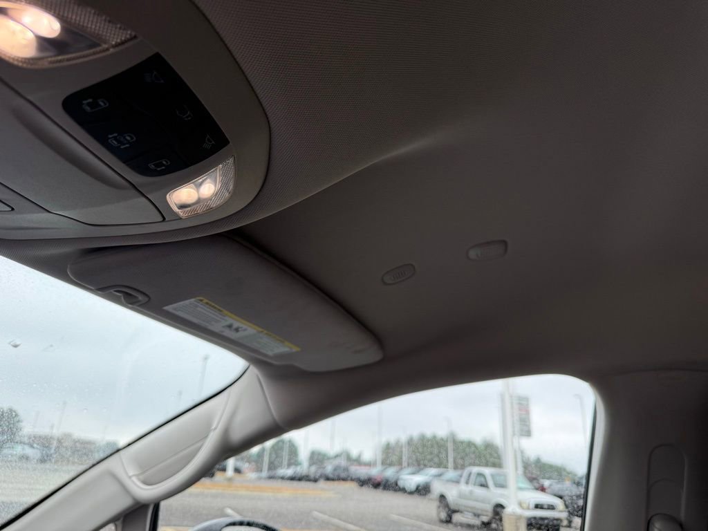 Used 2023 Chrysler Pacifica Touring-L image 22