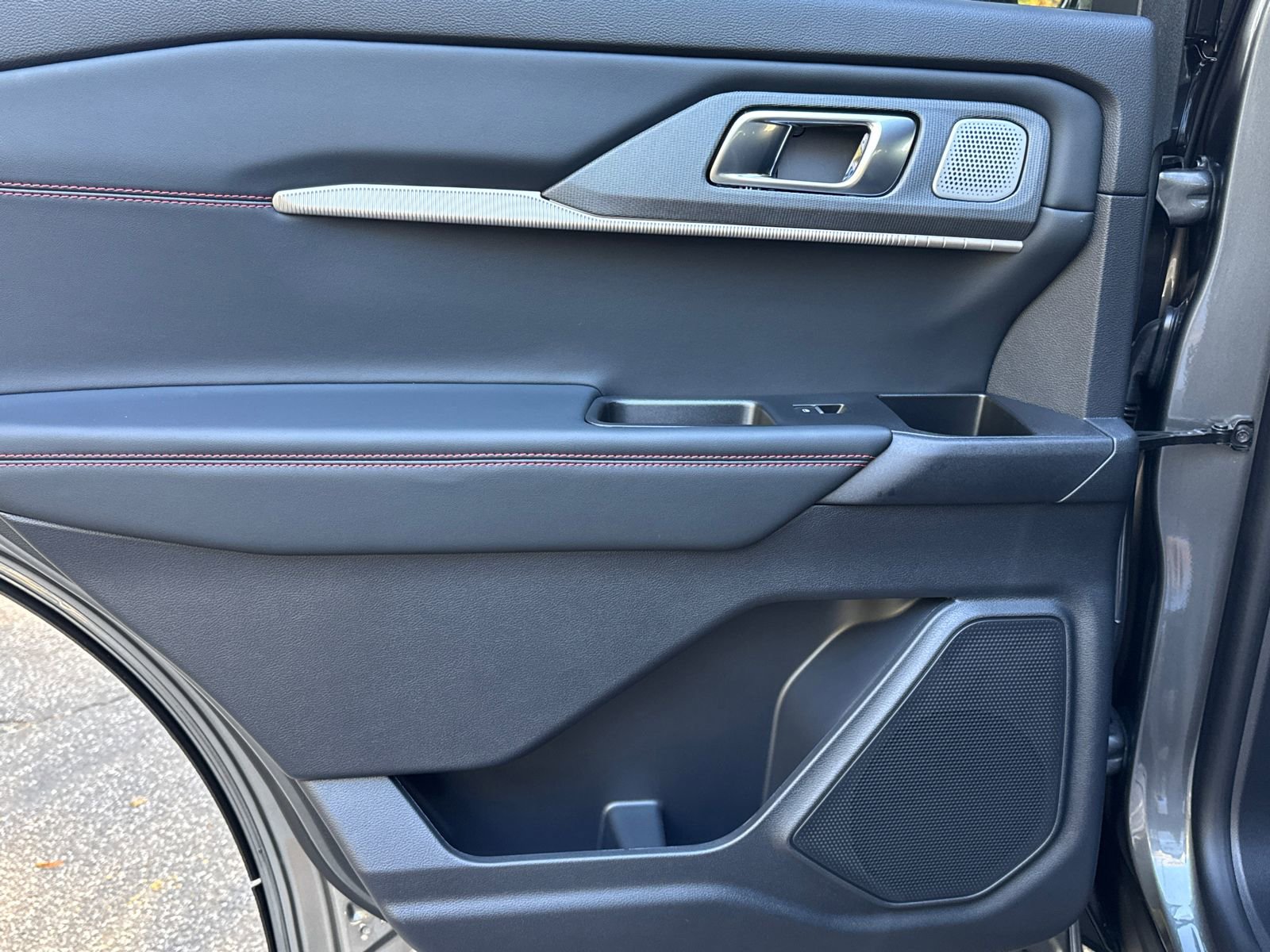 New 2026 Ford Explorer ST image 21