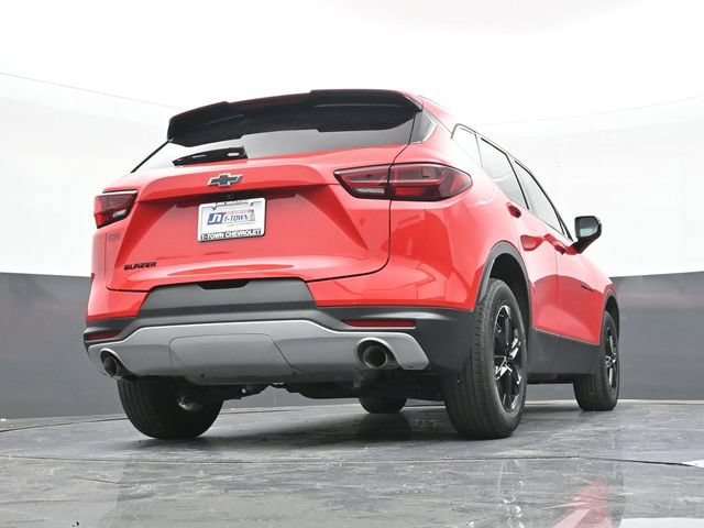 Used 2024 Chevrolet Blazer LT w/ Midnight/Sport Edition FWD image 47