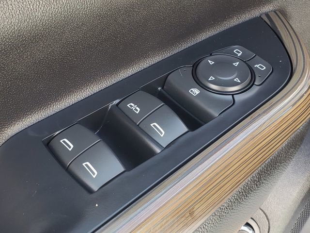 Certified 2022 GMC Acadia SLE w/ Driver Convenience Package image 13