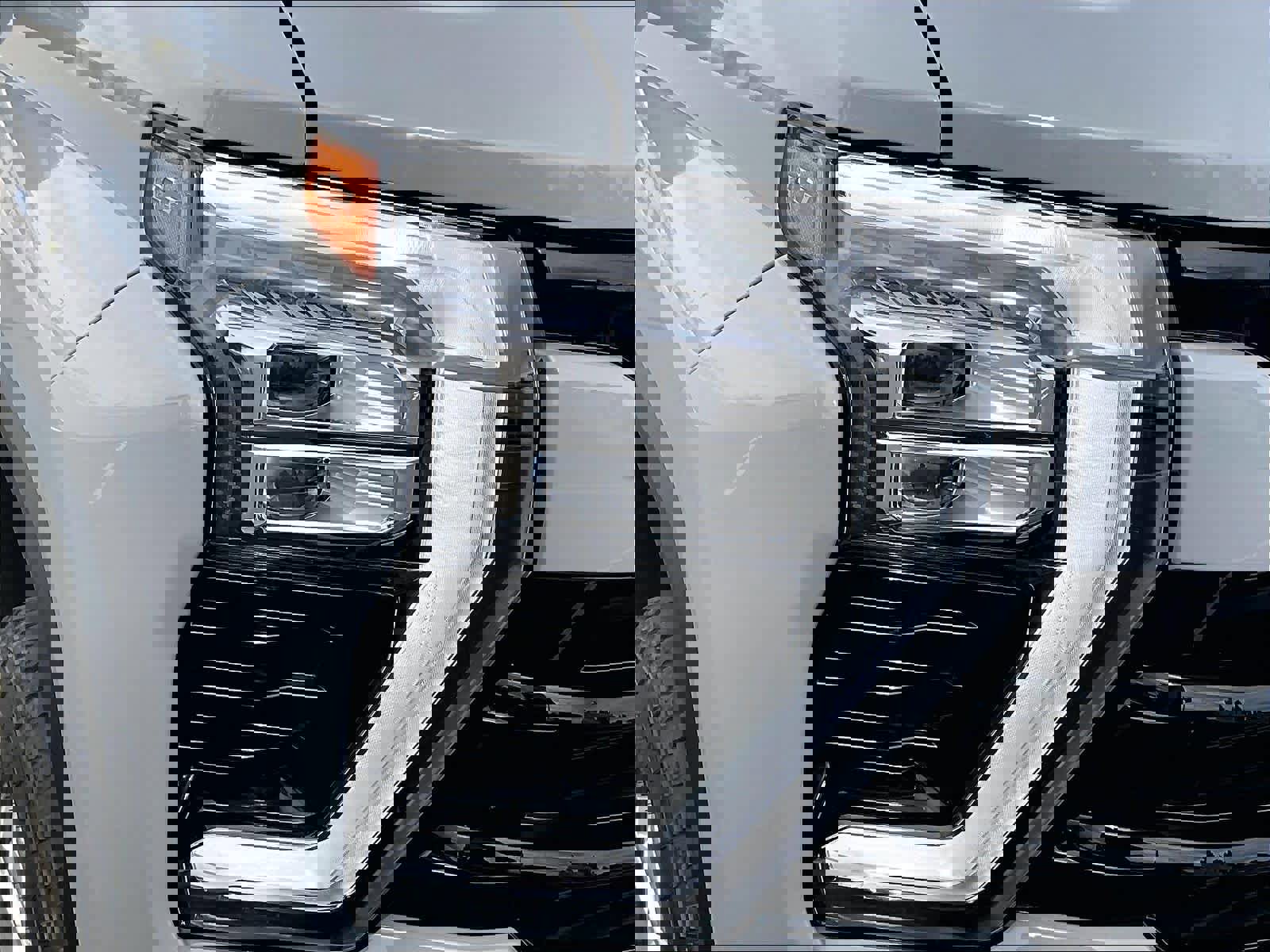 Used 2024 Chevrolet Silverado 2500 LTZ w/ LTZ Plus Package image 30