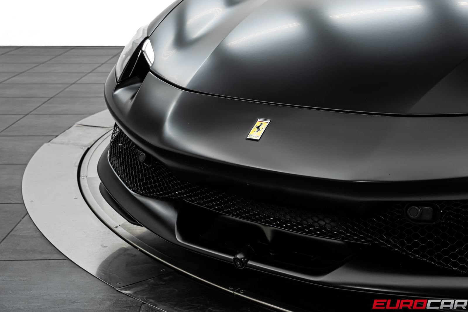Used 2024 Ferrari 296 GTB RWD image 12