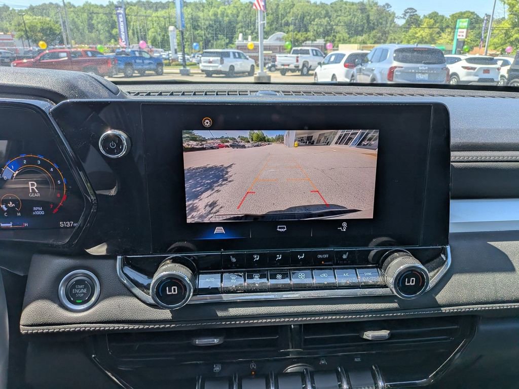 Used 2024 Chevrolet Colorado LT w/ LT Convenience Package II image 25