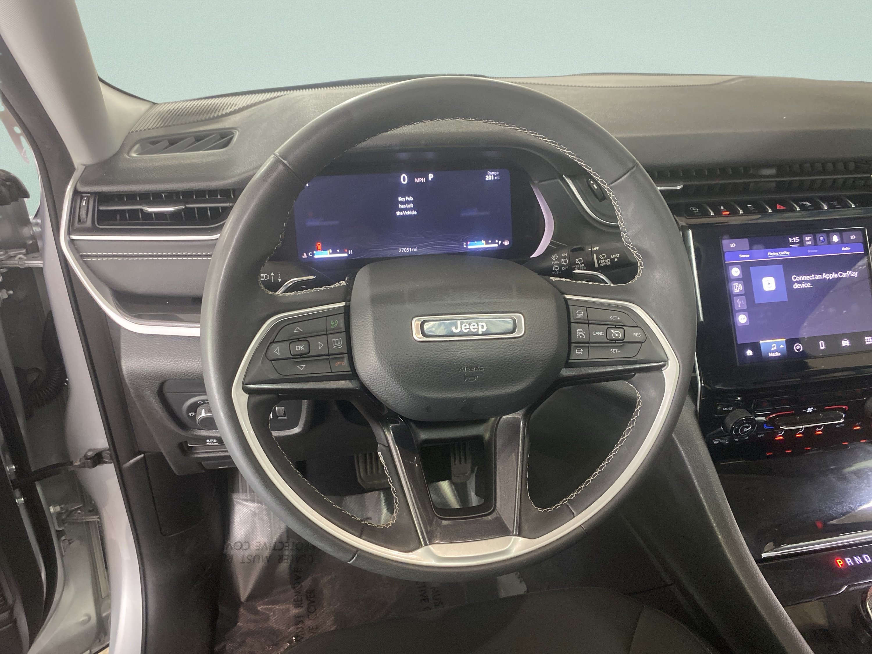 Used 2023 Jeep Grand Cherokee L Laredo AWD/4WD image 18