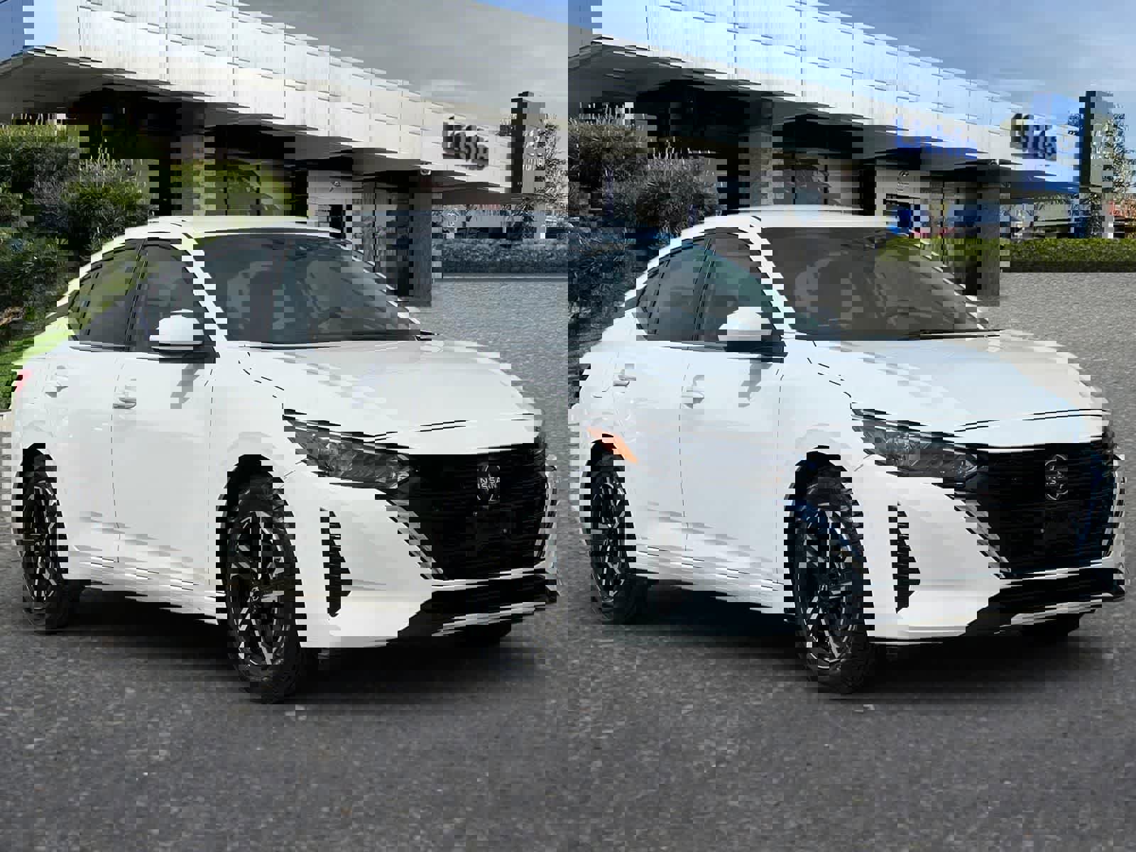 Used 2025 Nissan Sentra SV image 10