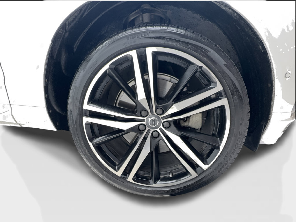 Used 2019 Volvo XC60 T8 R-Design AWD/4WD image 18