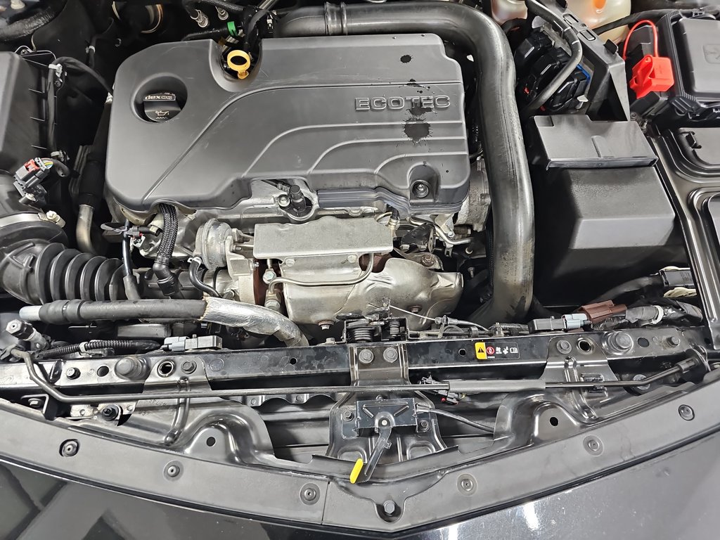 Used 2020 Chevrolet Malibu RS FWD image 34