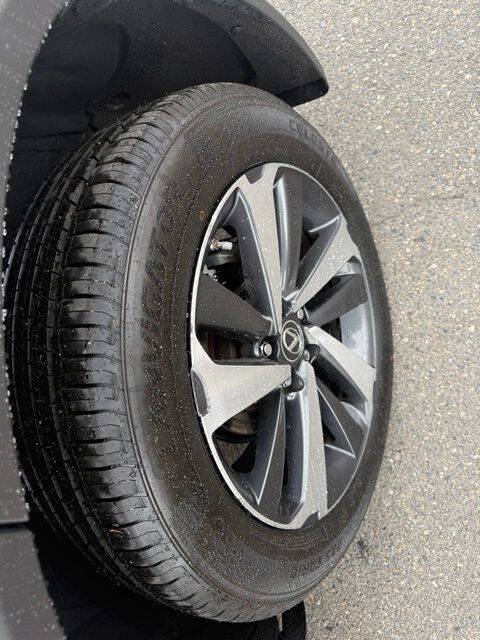 Used 2018 Lexus NX 300 AWD w/ Premium Package image 9