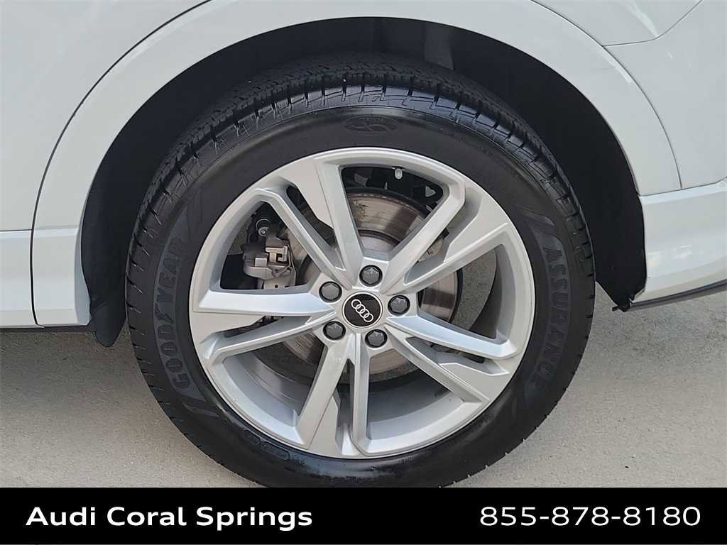 Certified 2022 Audi Q3 2.0T Premium Plus w/ Premium Plus Package image 8