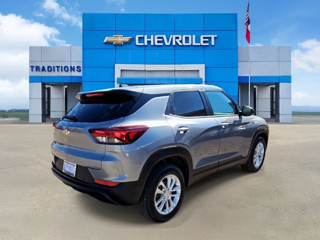 New 2026 Chevrolet TrailBlazer LS w/ LS Convenience Package FWD image 9