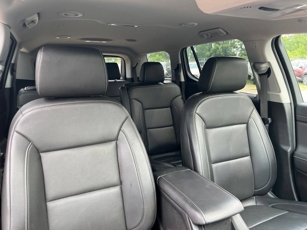 Used 2023 GMC Acadia SLT w/ Preferred Package FWD image 42