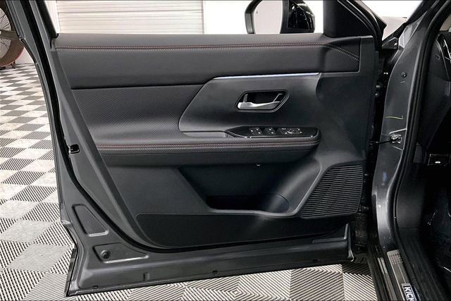 New 2026 Nissan Kicks SR w/ SR Premium Package image 28
