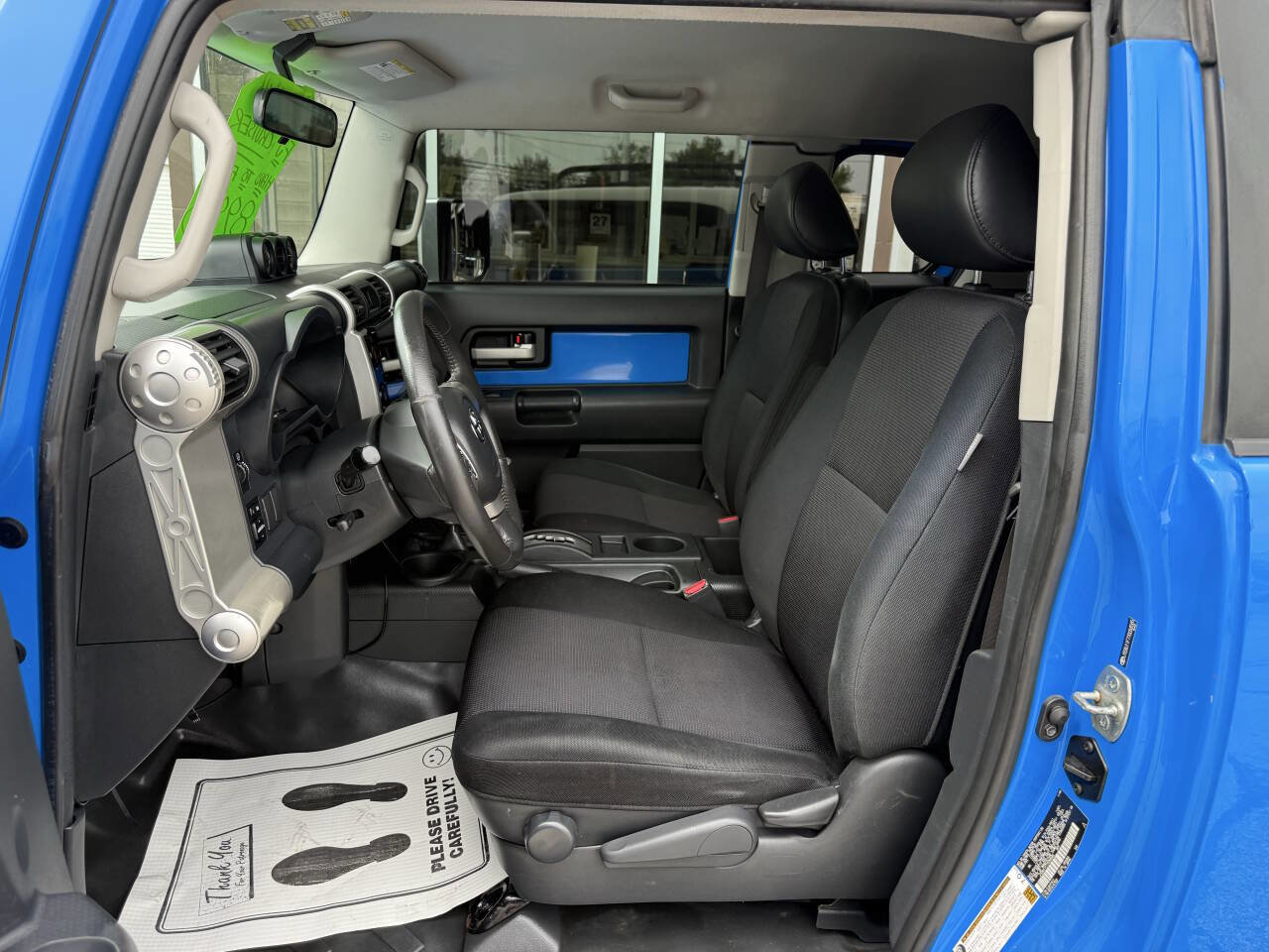 Used 2007 Toyota FJ Cruiser 4WD image 11