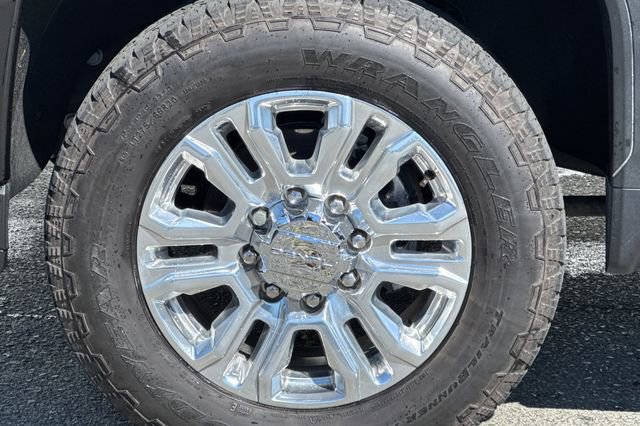 Used 2023 GMC Sierra 2500 Denali w/ Denali Ultimate Package image 25