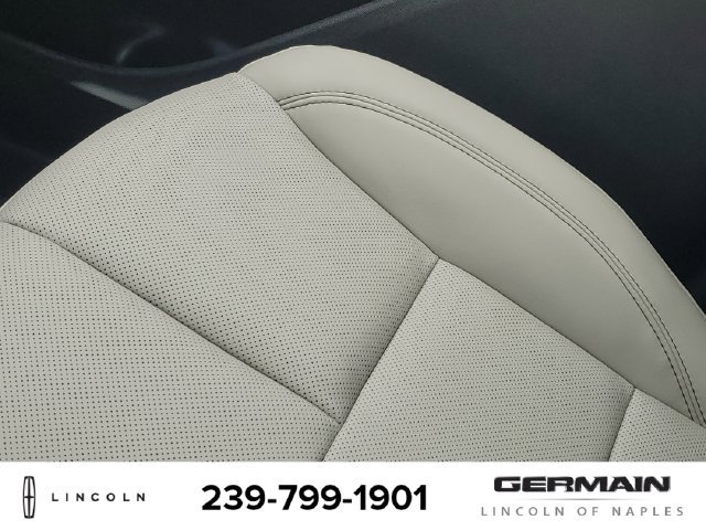 New 2026 Lincoln Aviator AWD image 28