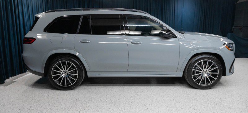 New 2026 Mercedes-Benz GLS 450 4MATIC image 4