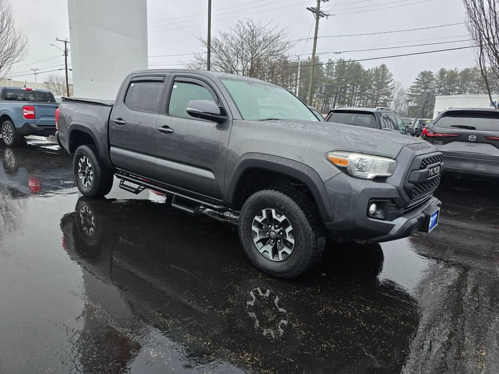 Certified 2016 Toyota Tacoma TRD Off-Road w/ Premium & Technology Package image 8