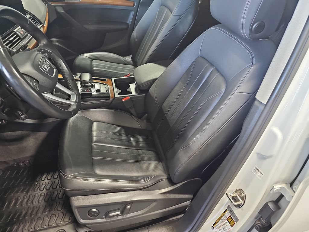 Used 2023 Audi Q5 2.0T Premium Plus w/ Premium Plus Package AWD/4WD image 15