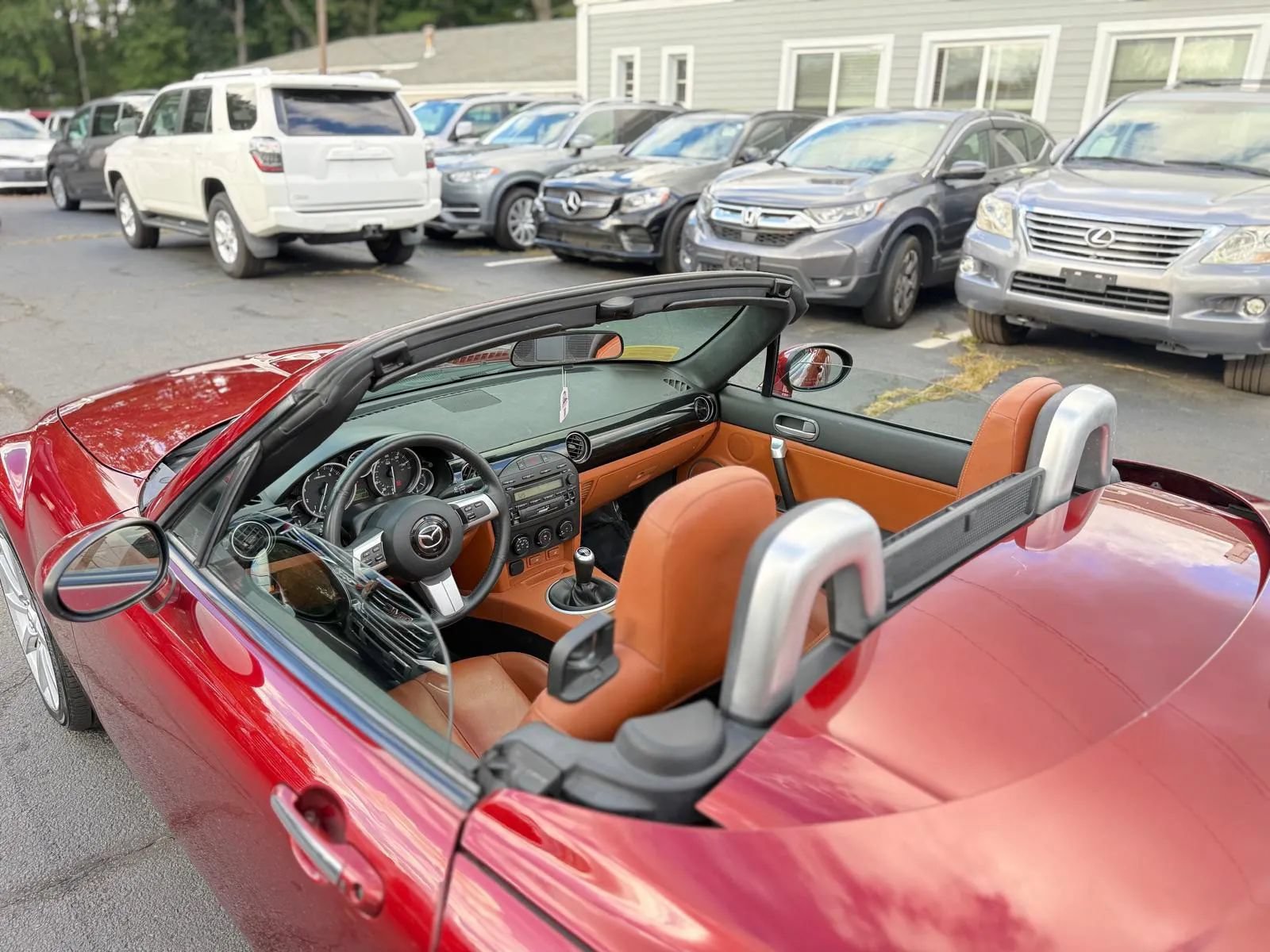 Used 2007 MAZDA MX-5 Miata Grand Touring w/ Premium Pkg RWD image 14