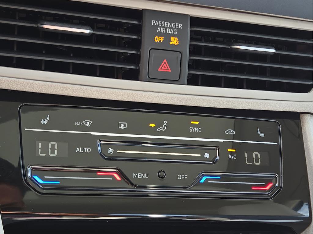 New 2026 Volkswagen Jetta SE FWD image 19
