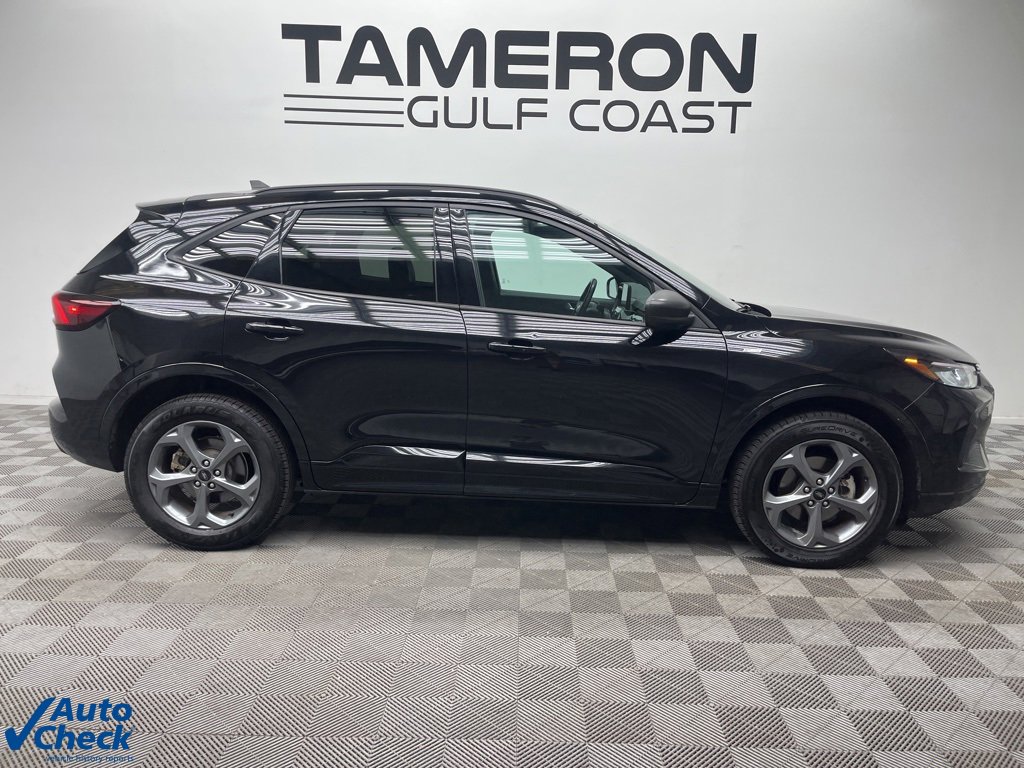 Used 2023 Ford Escape ST-Line image 4