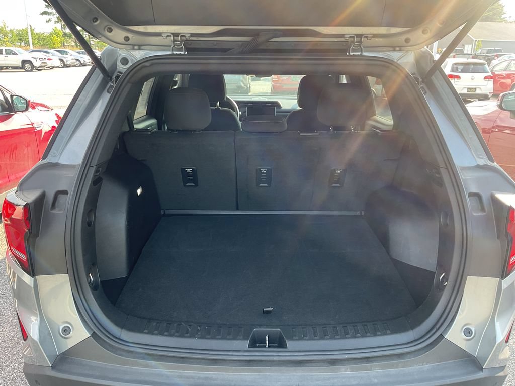Used 2025 GMC Terrain Elevation FWD image 16