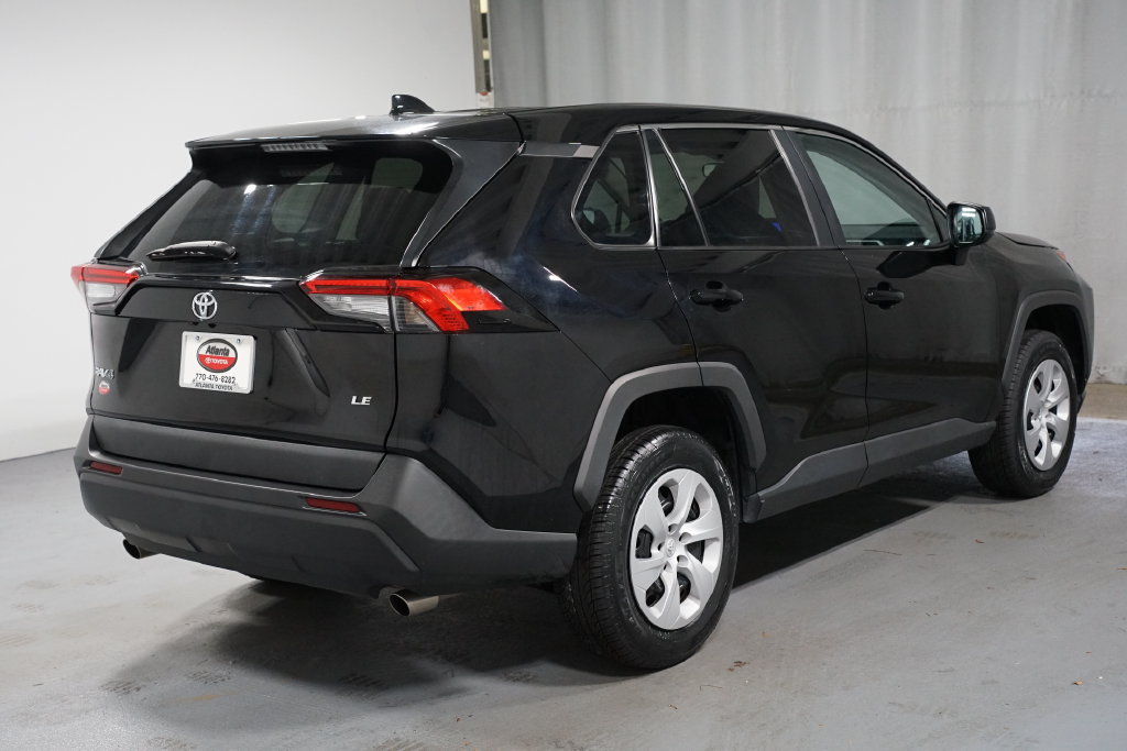 Certified 2024 Toyota RAV4 LE FWD image 8