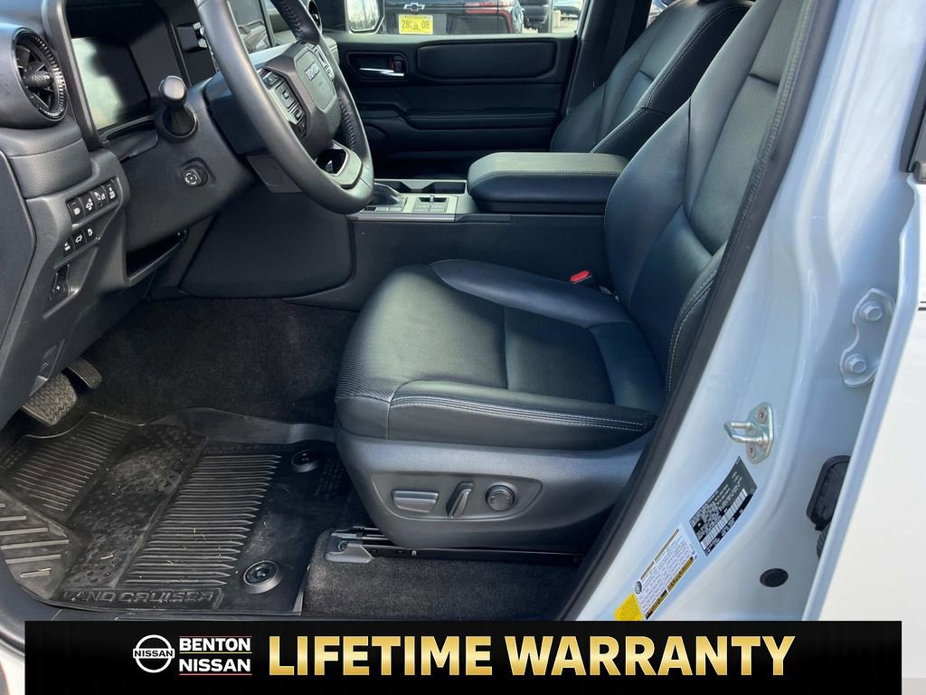 Used 2024 Toyota Land Cruiser image 62