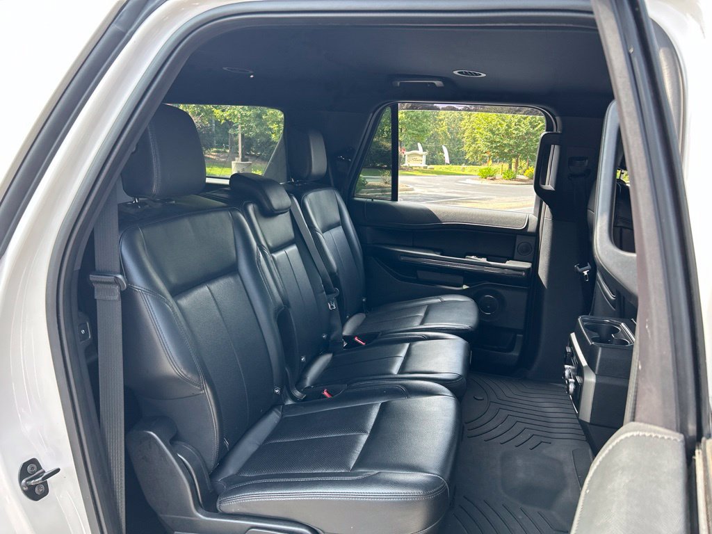 Used 2019 Ford Expedition Max XLT w/ Equipment Group 202A AWD/4WD image 51