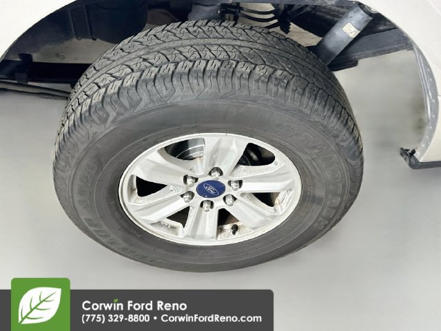Used 2015 Ford F150 XLT AWD/4WD image 29