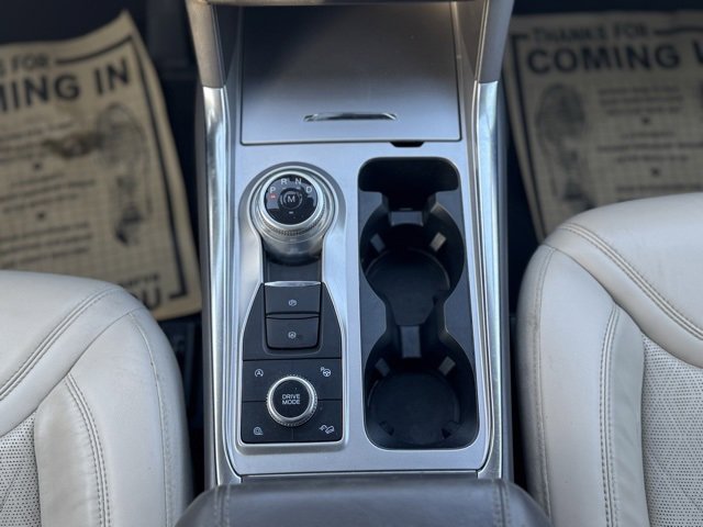 Used 2020 Ford Explorer Platinum w/ Premium Technology Package image 31