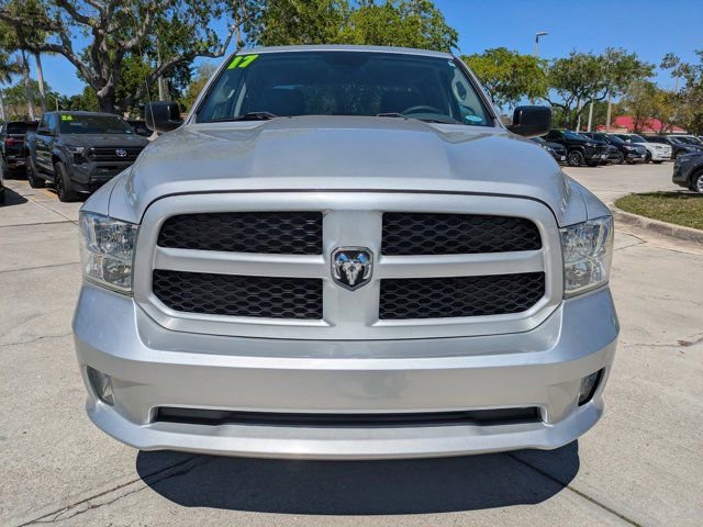 Used 2017 RAM 1500 Express RWD image 9