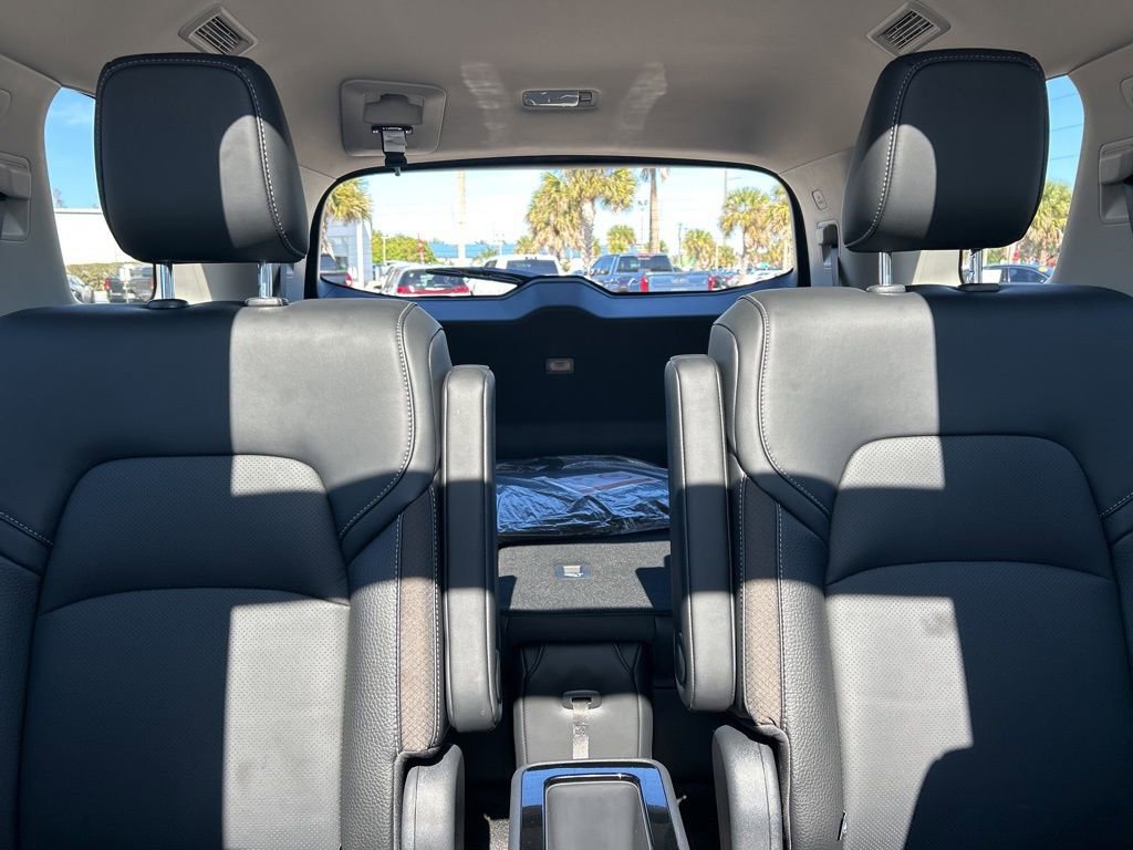 New 2026 Nissan Pathfinder SL w/ SL Premium Package image 14