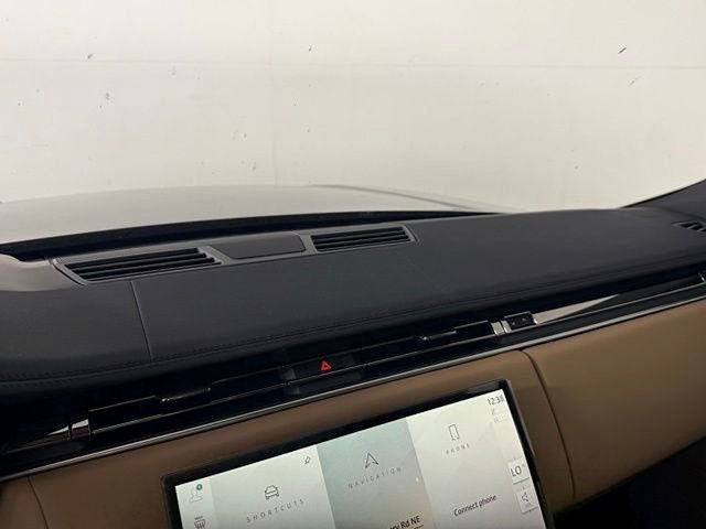 New 2026 Land Rover Range Rover SE AWD/4WD image 31