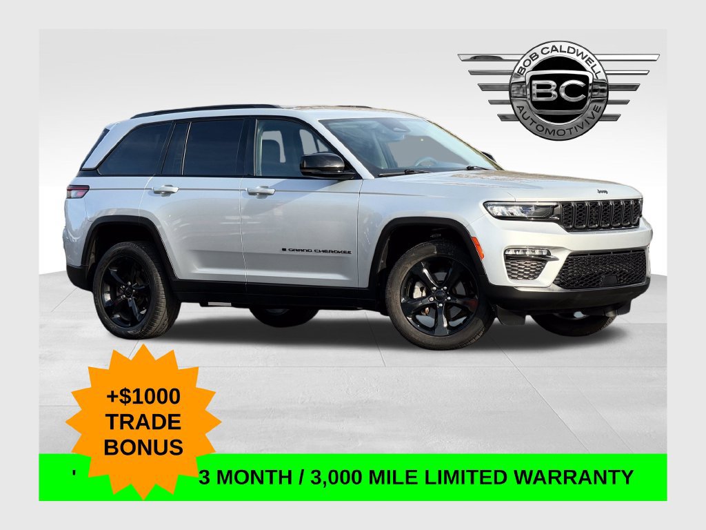 Used 2023 Jeep Grand Cherokee Limited w/ Black Appearance Package AWD/4WD image 1
