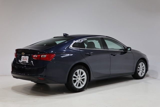 Used 2016 Chevrolet Malibu LT FWD image 8