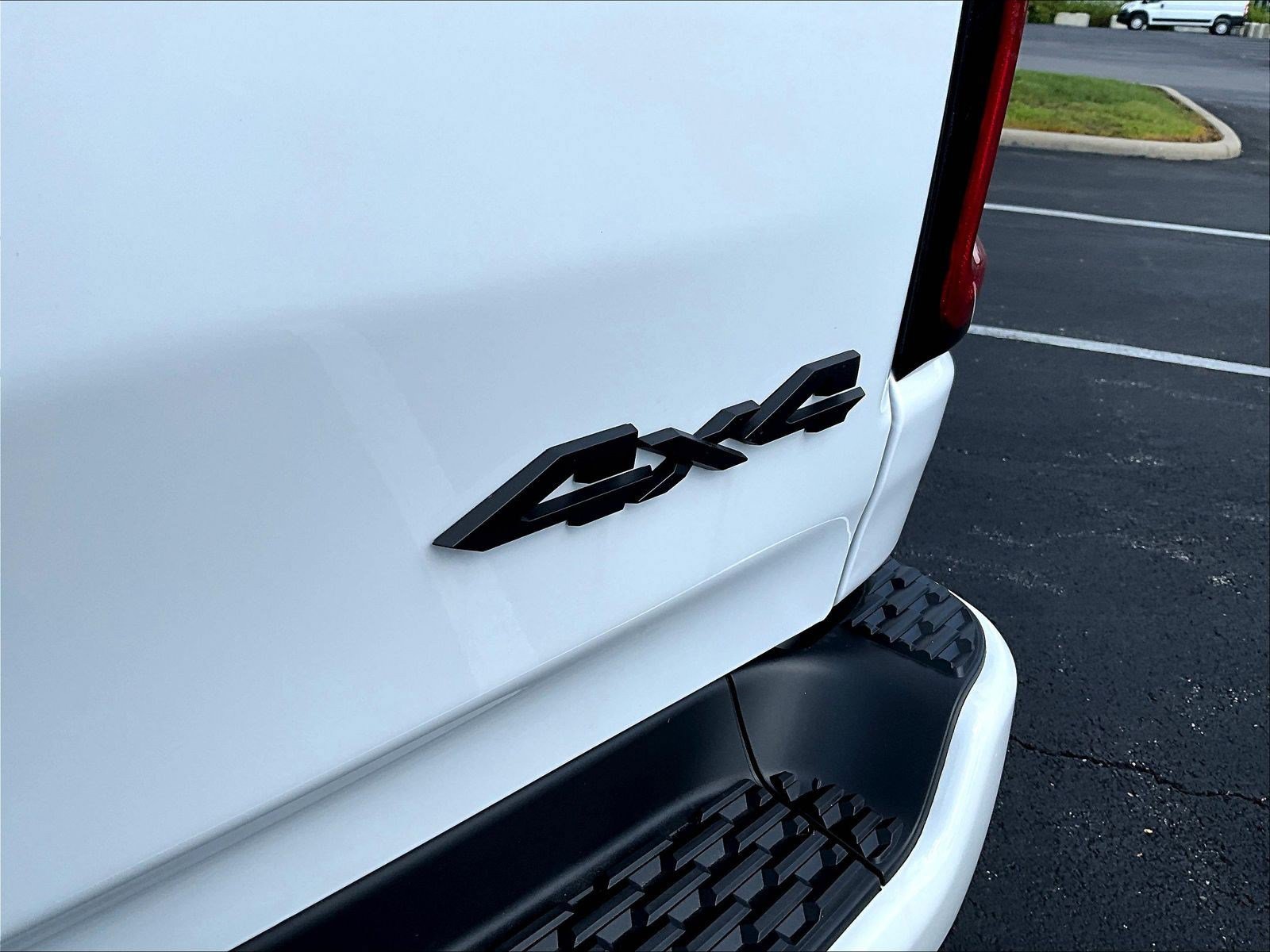 New 2026 RAM 1500 Express AWD/4WD image 14