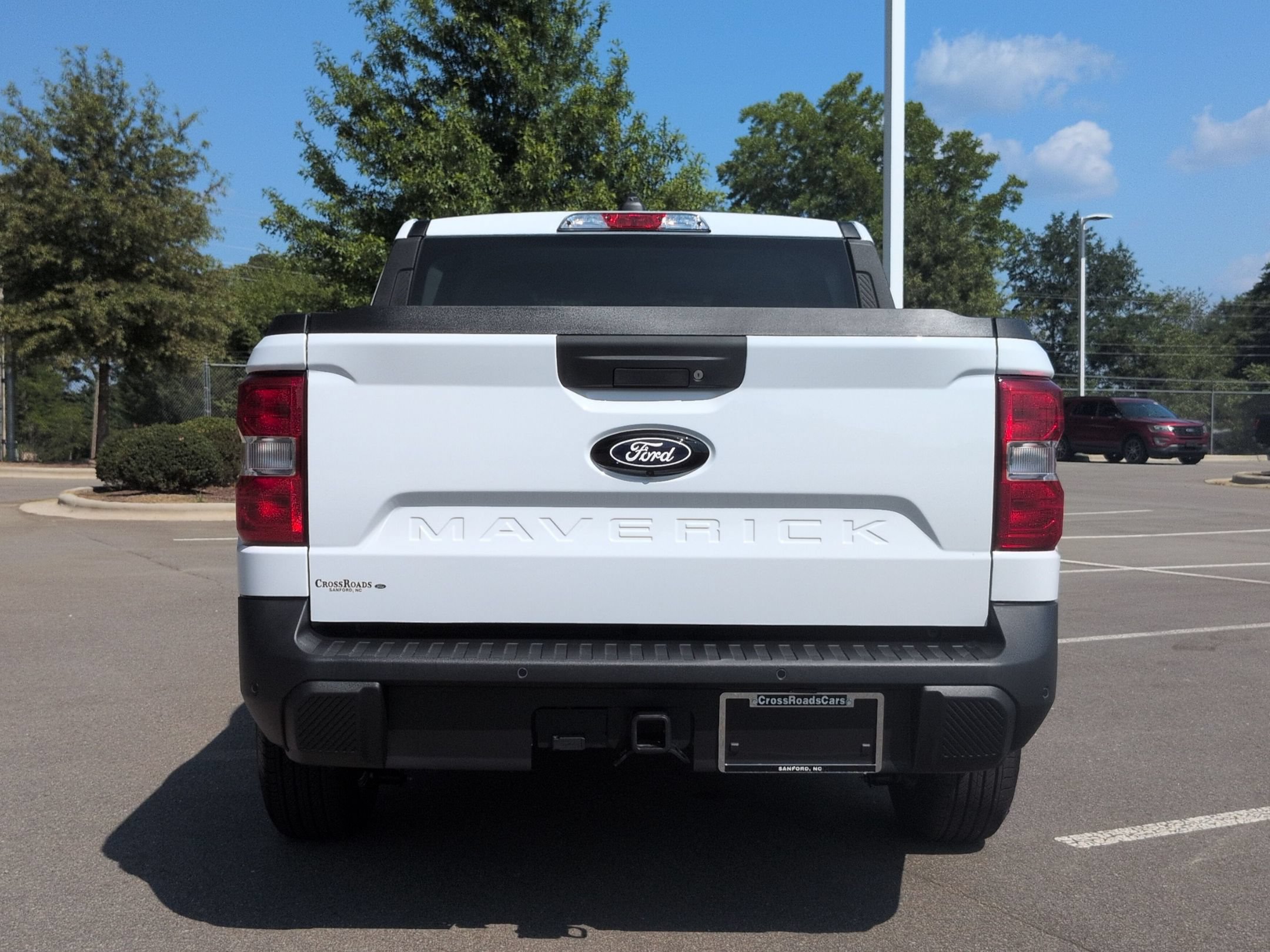 New 2026 Ford Maverick XLT w/ XLT Luxury Package FWD image 5