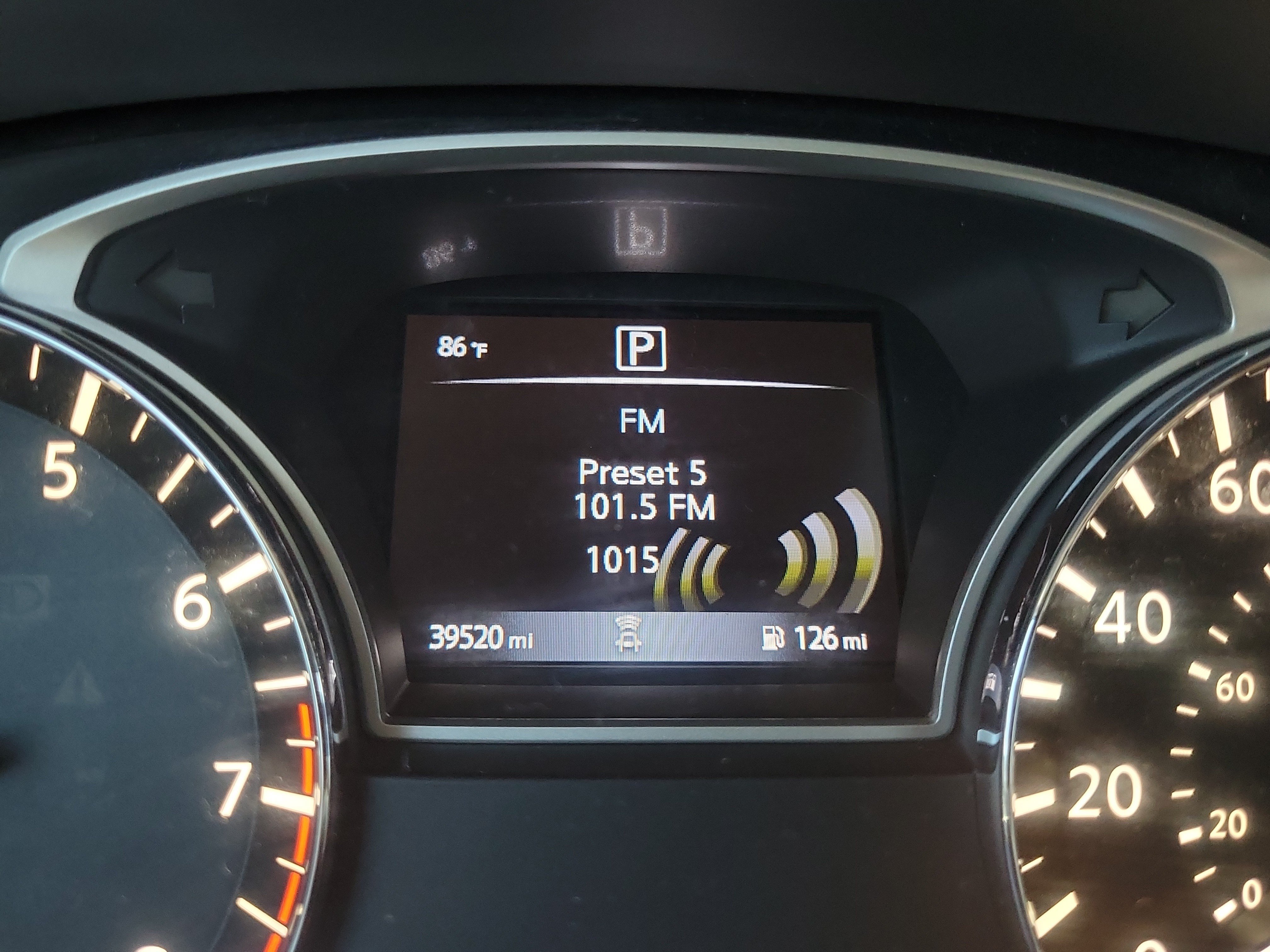 Used 2018 Nissan Pathfinder SV FWD image 22