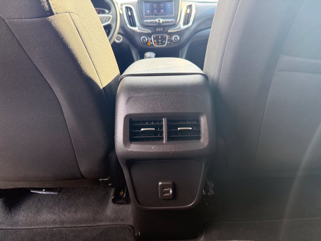 Used 2024 Chevrolet Equinox LT FWD image 20