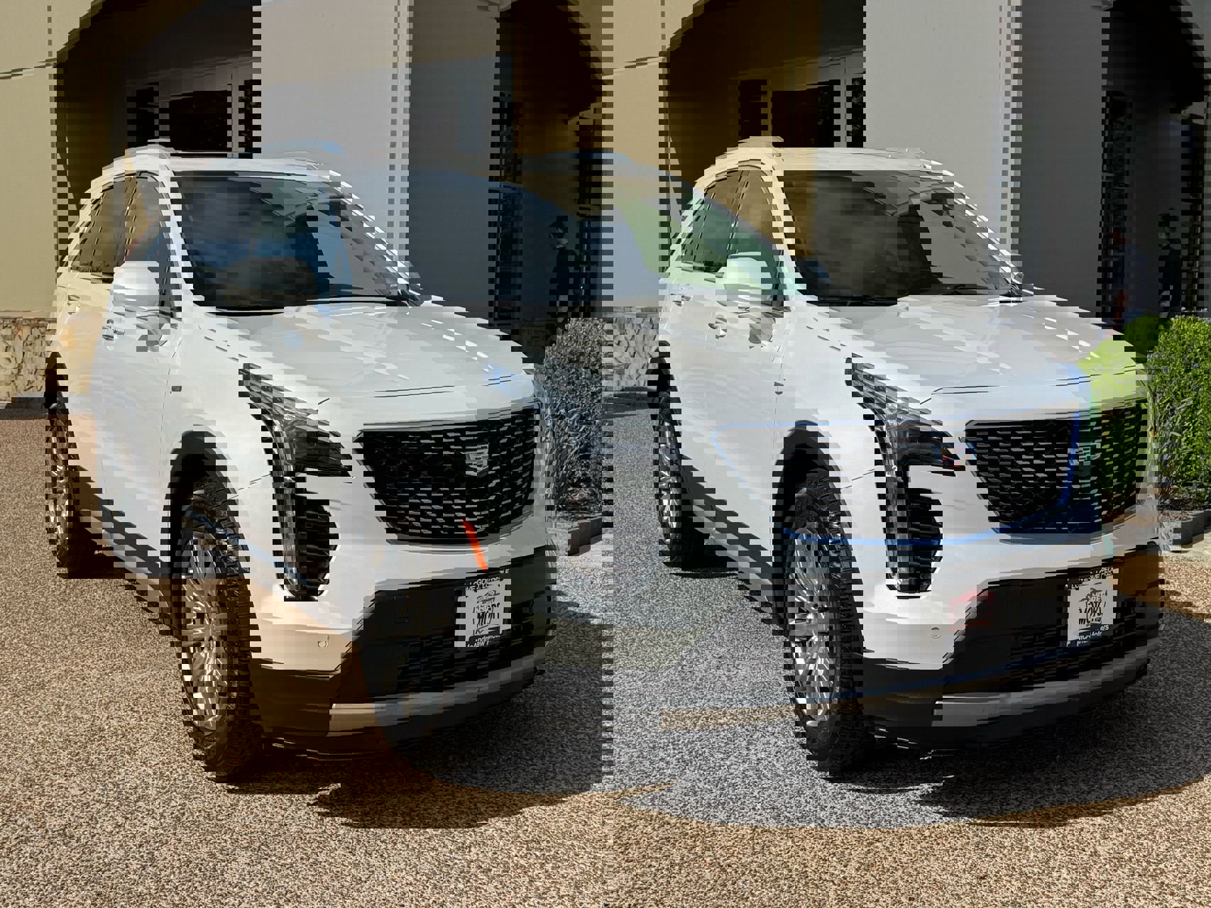 Used 2020 Cadillac XT4 Premium Luxury w/ Driver Awareness Package FWD image 6