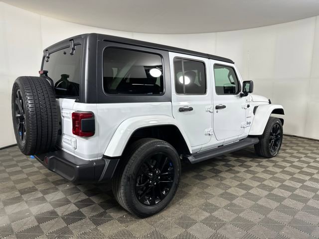 Used 2023 Jeep Wrangler Unlimited Sahara image 3