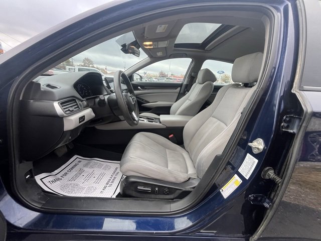 Used 2018 Honda Accord EX image 11